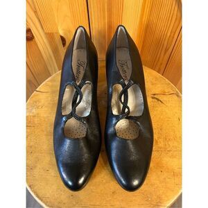 Trotters Classic Black Leather Heels